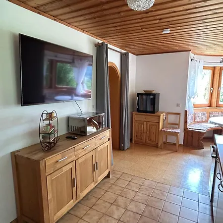 Haus Eberbichl شقة